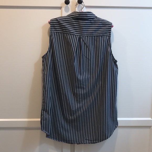 Anne Klein Navy and White Striped Sleeveless Tunic Top with Signature Buttons - Picture 2 of 4